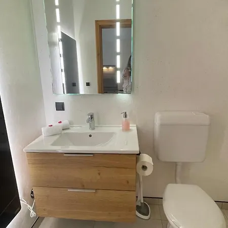 Bergkristall Ruhe Und Aussicht Auf 1100m Appartamento